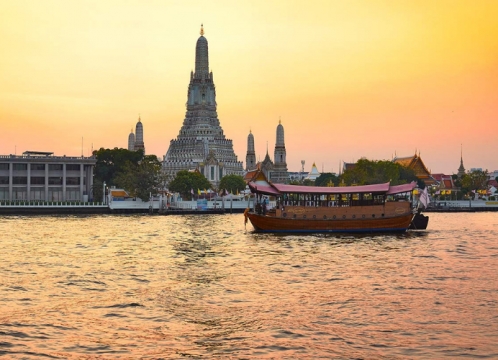 マノーラクルーズ